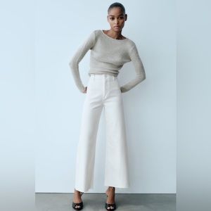 NWT ZARA - MARNIE STRAIGHT JEANS. WHITE